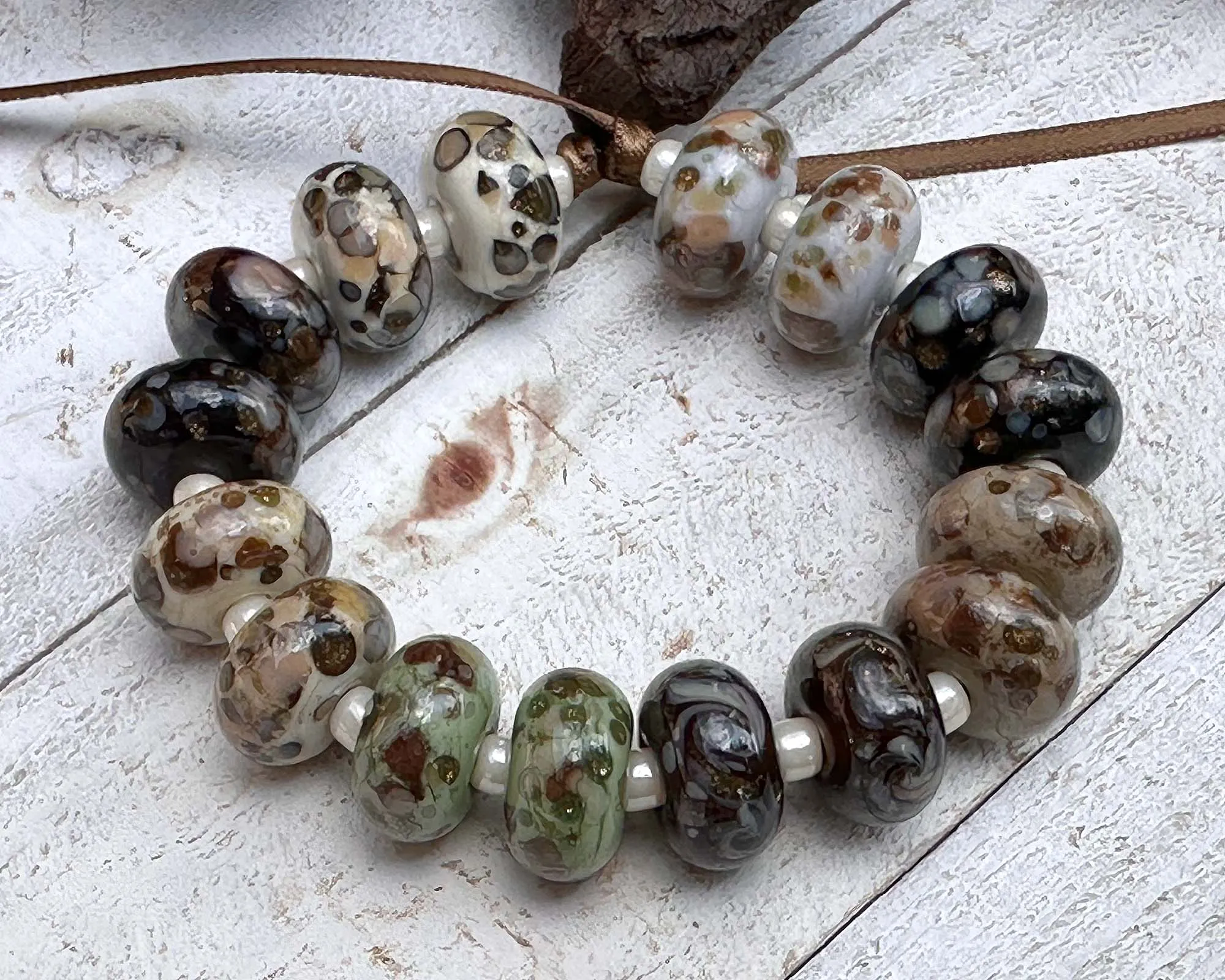 16 Mystic Stone Lampwork Beads Set SRA