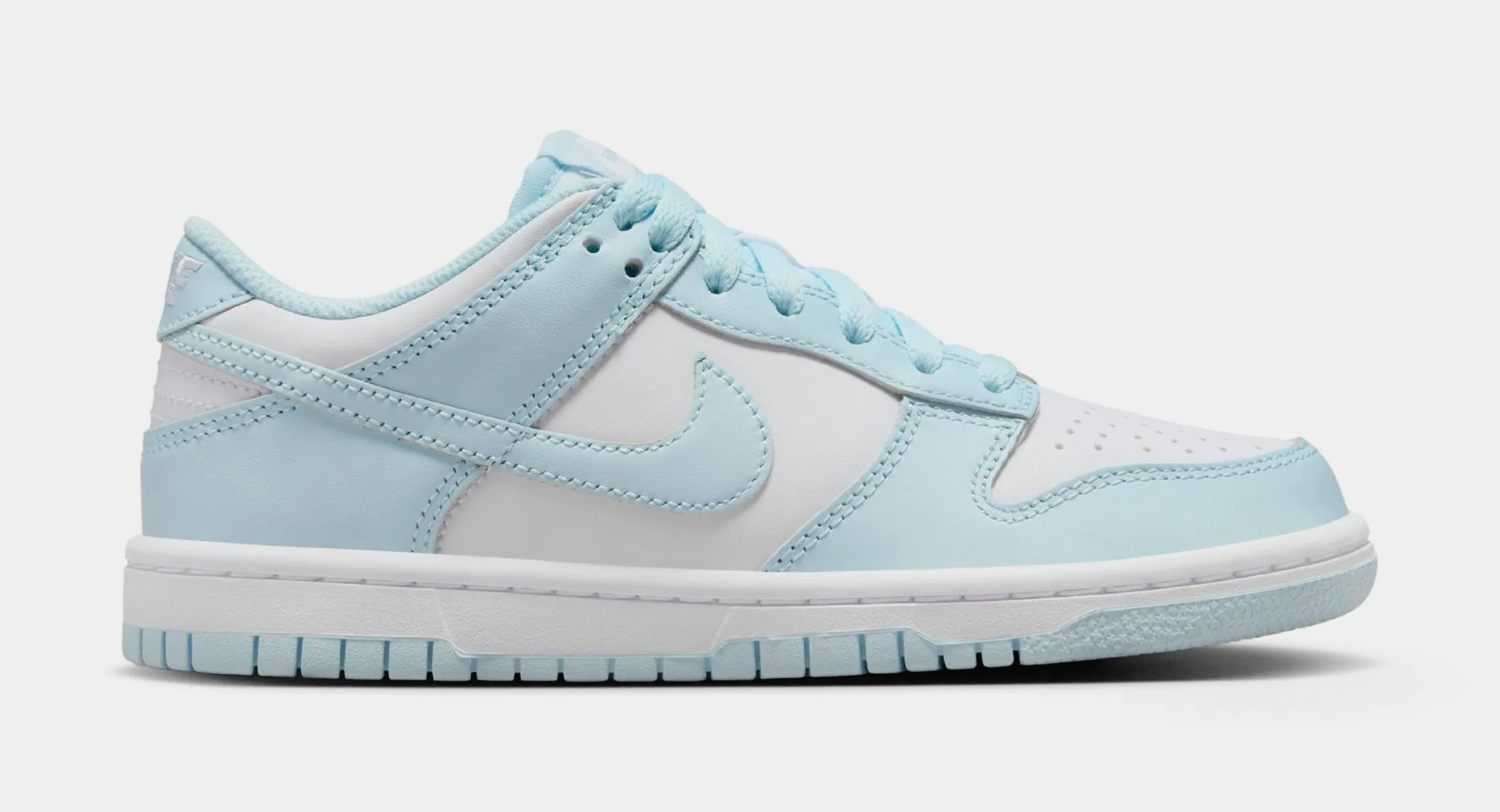 Dunk Low Glacier Blue Grade School Lifestyle Shoes (White/Glacier Blue)