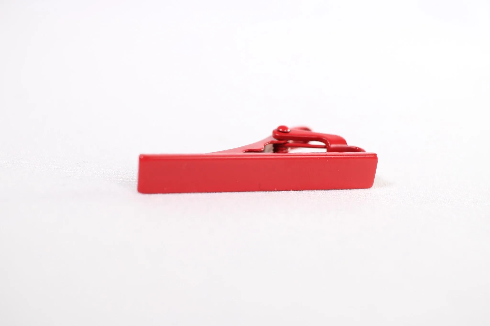 Red Tie Bar