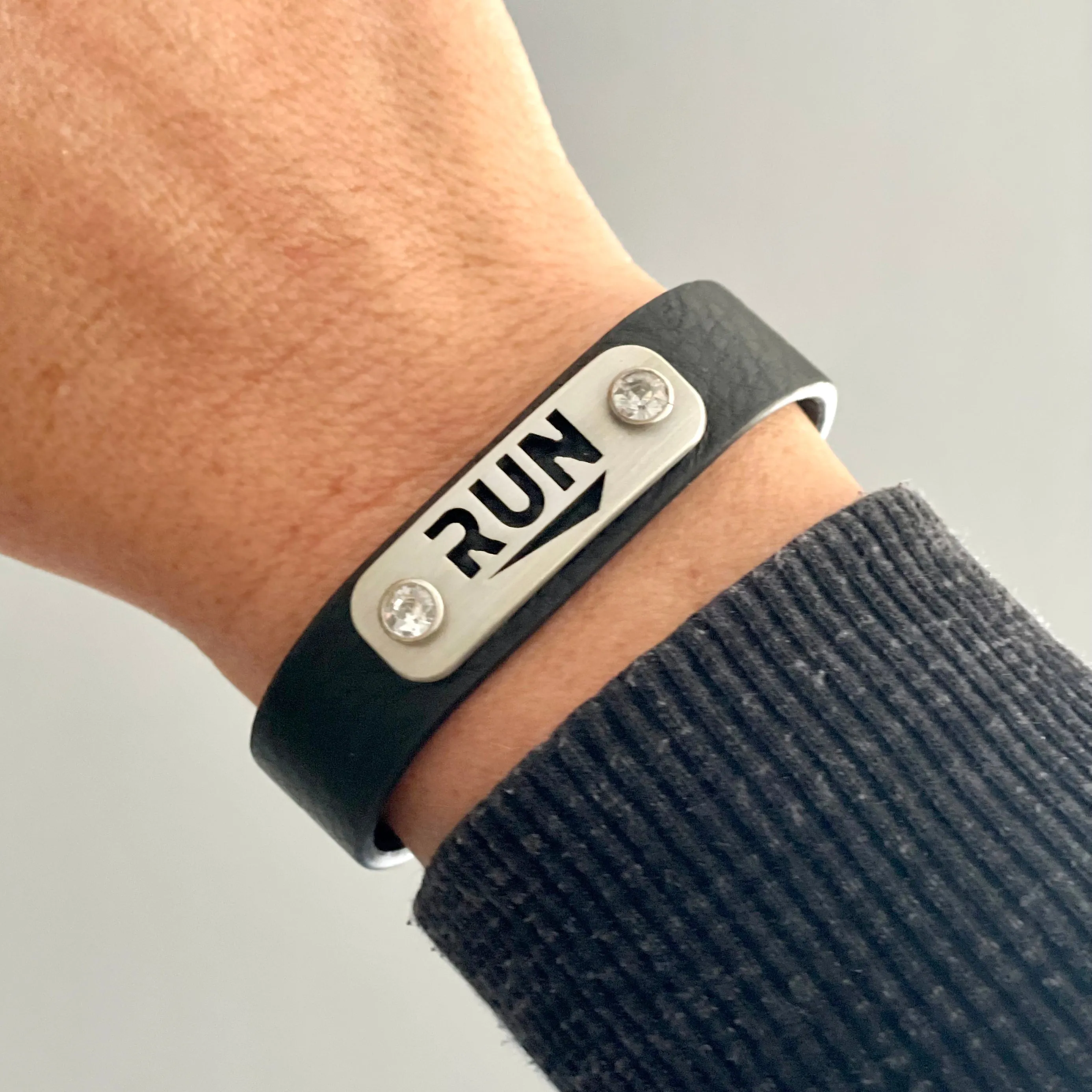 RUN Wristband with Bling - Black or Pink