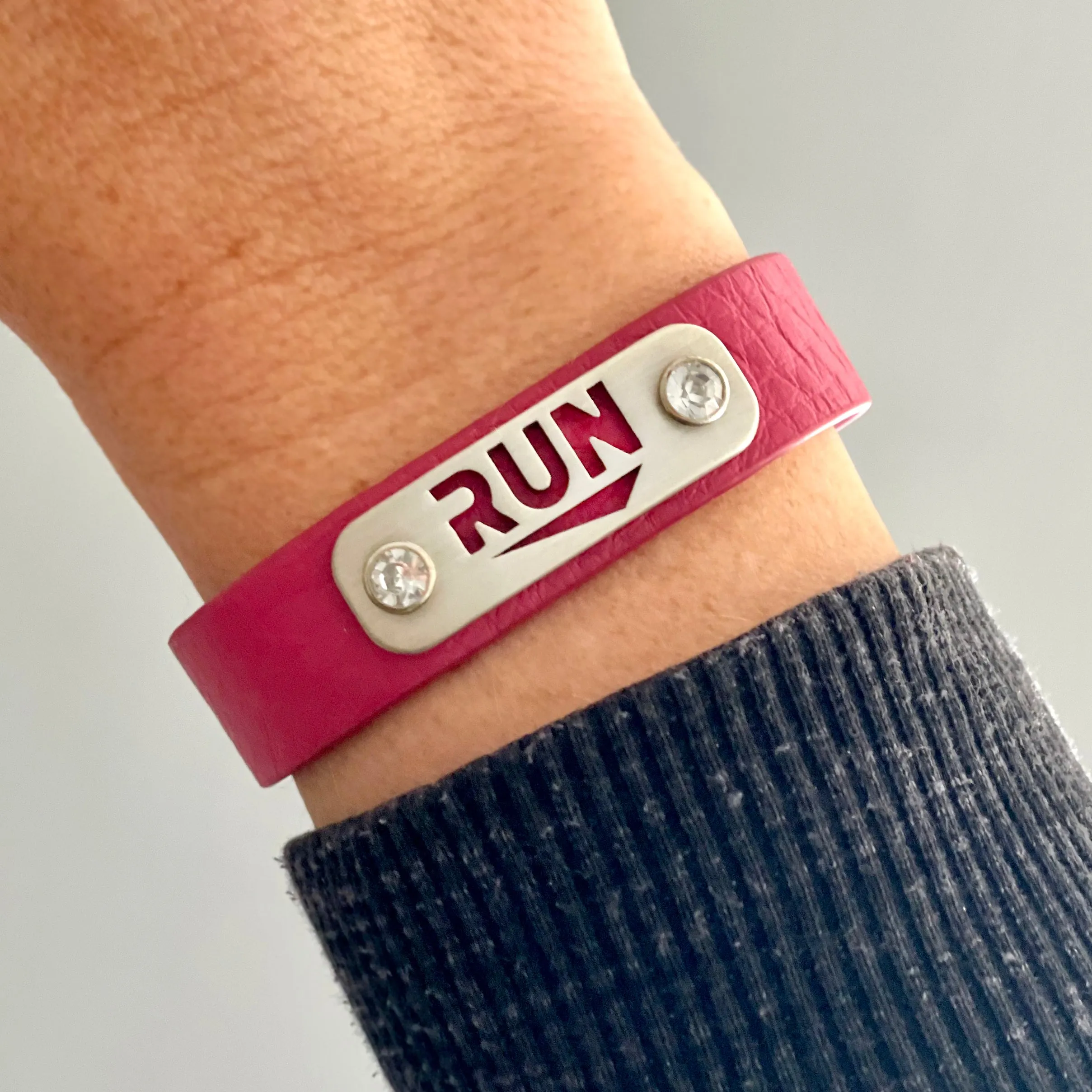 RUN Wristband with Bling - Black or Pink